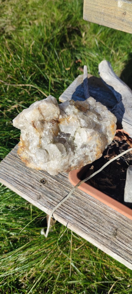 Křišťálový minerál